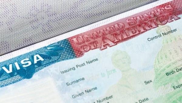 إدارة ترامب تلغي أكثر من 300 ألف تأشيرة دخول إلى الولايات المتحدة