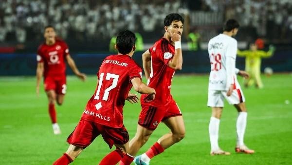 فين الدليل .. عادل عبد الرحمن يُدافع عن الحكام الأجانب: لماذا يُجاملون الأهلي؟