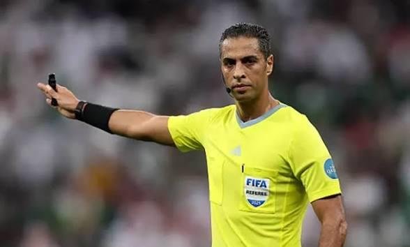 كاف يختار 5 حكام مصريين في معسكر النخبة لدوري الأبطال والكونفيدرالية