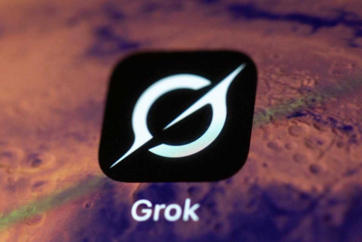 Grok keeps sending gibberish r...