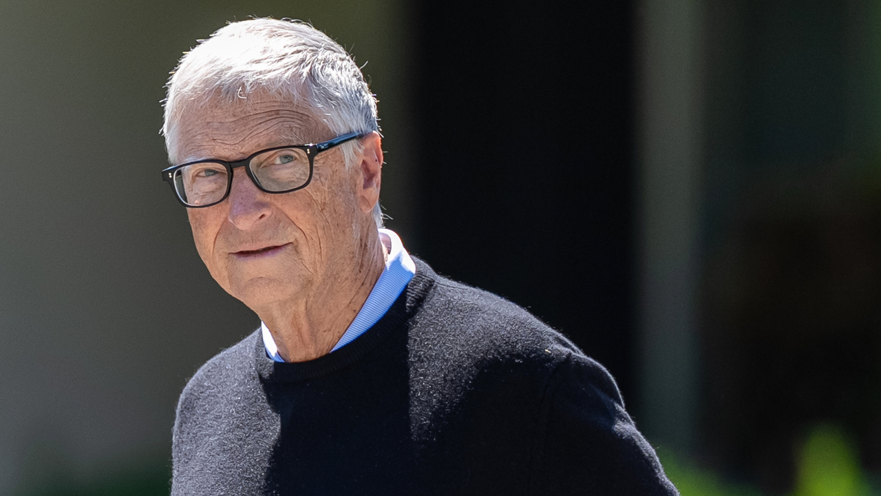 Bill Gates calls for some jobs...