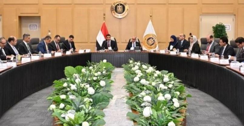 وزير الصناعة: طرحنا رخصا جديدة لإنتاج البيليت بتيسيرات في الأسعار والسداد لتعميق الصناعة المحلية