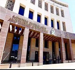 العبور وخطاب السادات.. كيف تناول منهج التاريخ لطلاب البكالوريا قصة حرب أكتوبر؟