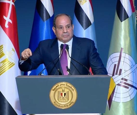 الرئيس السيسي: أنا مابقلقش عشان ربنا موجود ومطلع عليا