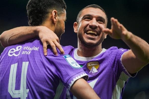 ربيعة يتحدى رونالدو في التشكيل...