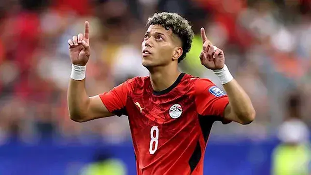إعلامي يكشف تفاصيل جلسة الأهلي...