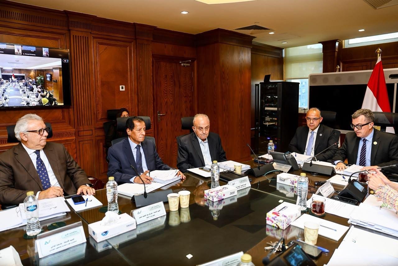 بنك الاستثمار القومي يتحول إلى...