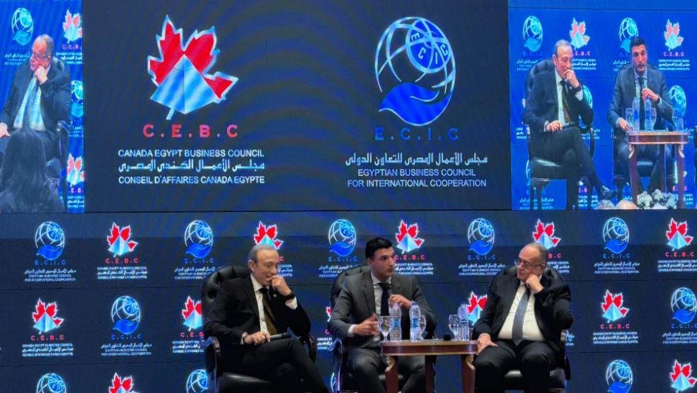 غدا.. الصناعة طرح مجمعات صناعية للمشروعات الصغيرة والمتوسطة