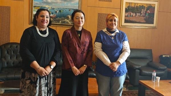 قنصل الصين يزور مركز الحرية للإبداع بالإسكندرية لتعزيز التعاون الثقافي والفني بين الجانبين