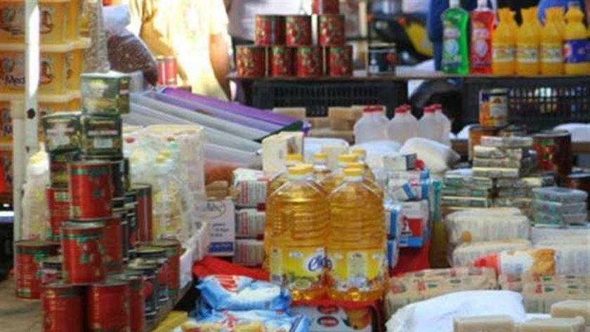 حماية المستهلك: حبس السلع الاستراتيجية يعرض المخالفين للسجن 5 سنوات وغرامة 3 ملايين جنيه