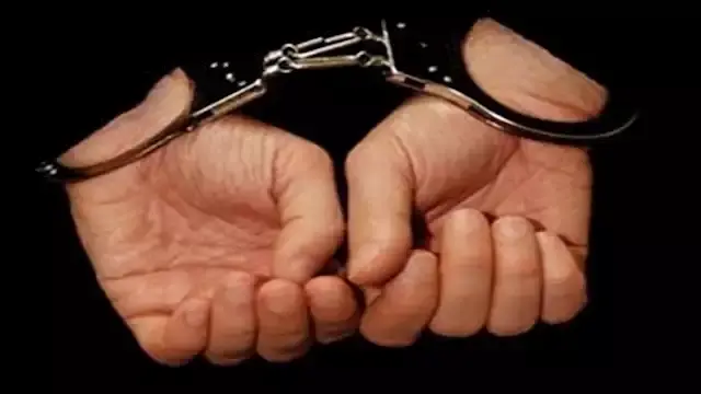 منذ عامين.. القبض على عاطل ظهر...