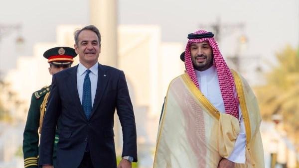 اليونان والسعودية يؤكدان عزمهما على تعزيز التعاون والتنسيق في المجالات الدفاعية