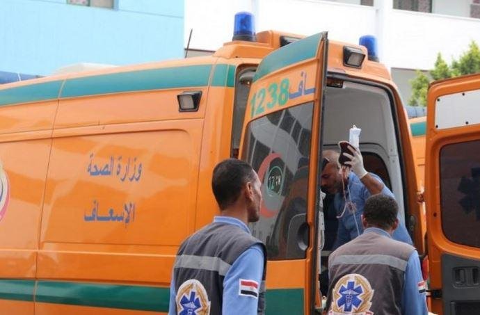 مصرع شخص وإصابة 6 آخرين في انقلاب سيارة ربع نقل بطريق أبو سمبل باسوان