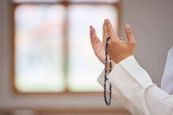 دعاء آخر ساعة في يوم الجمعة.. ردده قبل المغرب واغتنم فرصة الإجابة