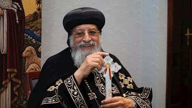 البابا تواضروس الثاني يلتقي كهنة كنائس مدينة السلام والحرفيين وأسرهم - تفاصيل
