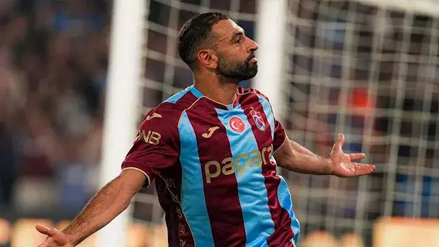 بالفيديو.. فنان تركي يطلق أغني...