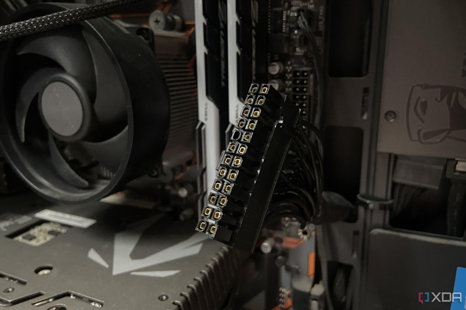 The 24-pin ATX connector is fi...