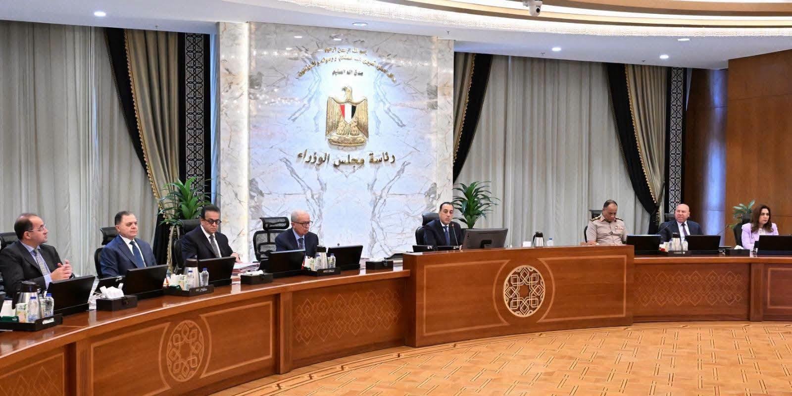 الحكومة: منح مُستخدمي العدادات الكودية قبل 2024 تخفيض 30% من مقابل الاستهلاك لمدة 6 أشهر لتصويب أوضاعهم