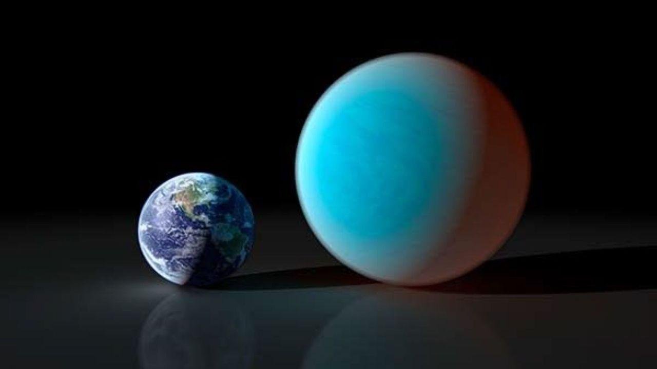 Astronomers discover a giant,...