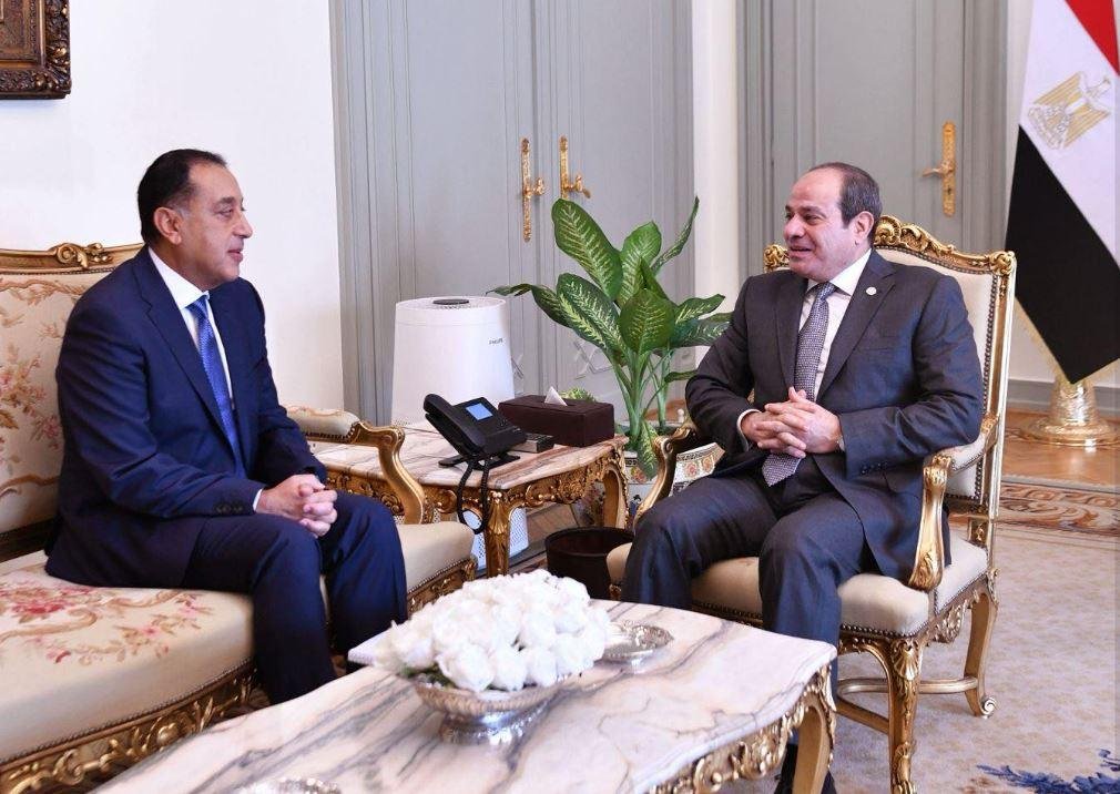 رئيس الوزراء يهنئ الرئيس السيسي بمناسبة ذكرى نصر أكتوبر المجيد