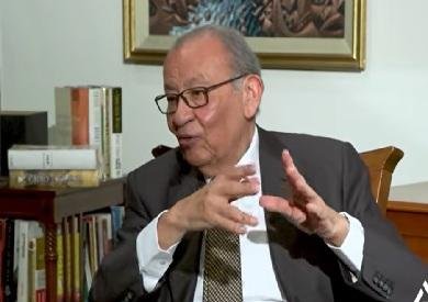 من نفاد 40 ألف نسخة في ساعات إلى بداية بـ800 جنيه.. إبراهيم المعلم يروي رحلة «دار القلم» إلى «الشروق»