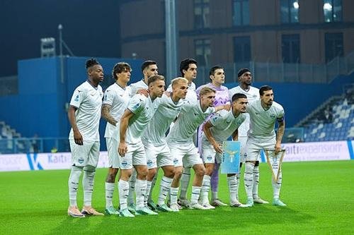 لاتسيو يعتلي قمة الدوري الإيطالي بعد انتصار كاسح
