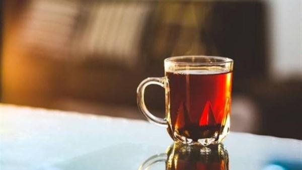 6 إلى 8 أكواب يوميًا.. جمال شعبان يكشف مفاجأة عن الشاي الأسود
