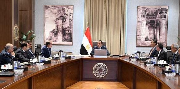 مدبولي: توفير السلع الاستراتيجية والأساسية وتأمين احتياطيات آمنة منها ضمن أولوياتنا خلال المرحلة الراهنة