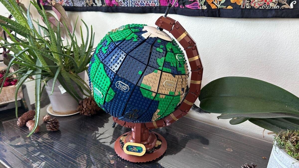 Our 17 favorite Lego sets, sou...