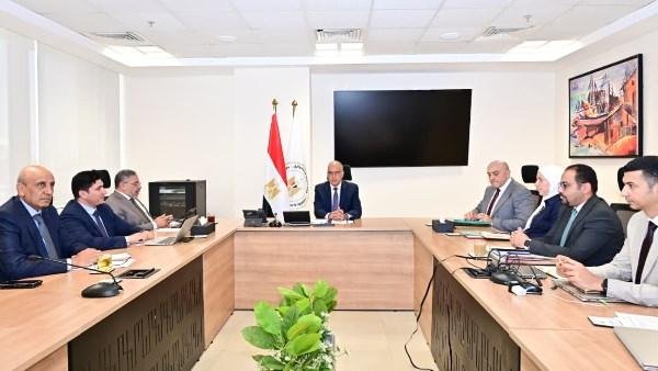 سويلم يتابع تنفيذ مشروع دعم تح...