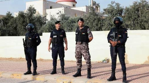 السفارة الأمريكية: تشديد الإجراءات الأمنية في الأردن عقب هجوم كنيسة الكرك