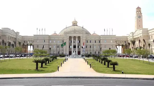 جامعة القاهرة الأهلية تنظم ندوة «جامعة خضراء لمستقبل أكثر استدامة» لتعزيز الوعي البيئي