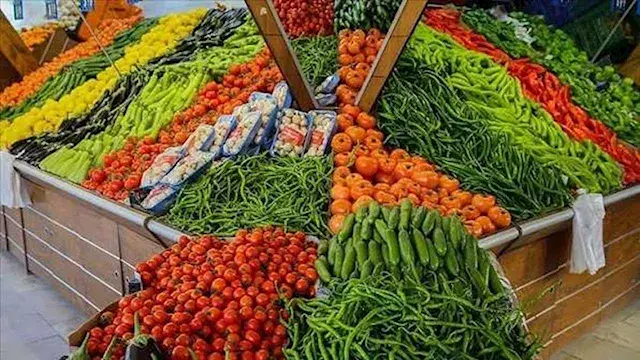 أسعار الخضروات والفاكهة في سوق...