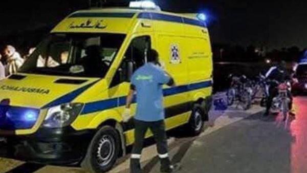 مصرع فتاة ووالدها وإصابة 9 في حادث تصادم بصحراوي المنيا