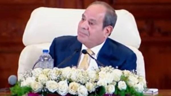 الرئيس السيسي يكشف تفاصيل خطة الـ200 ألف وحدة سكنية ويتحدّث عن أزمة العشوائيات