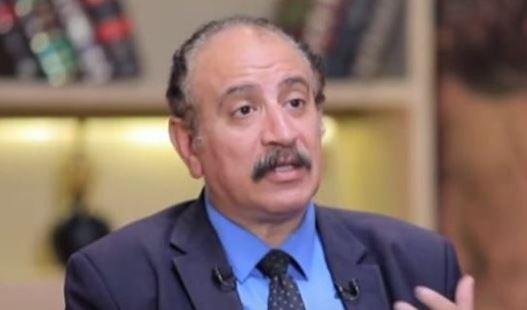 طارق فهمي: القوات المسلحة جزء أصيل من المجتمع المصري.. ودورها يمتد لإعداد كوادر الدولة