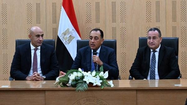 أصبحتم أكثر معرفة منا بالحياة...