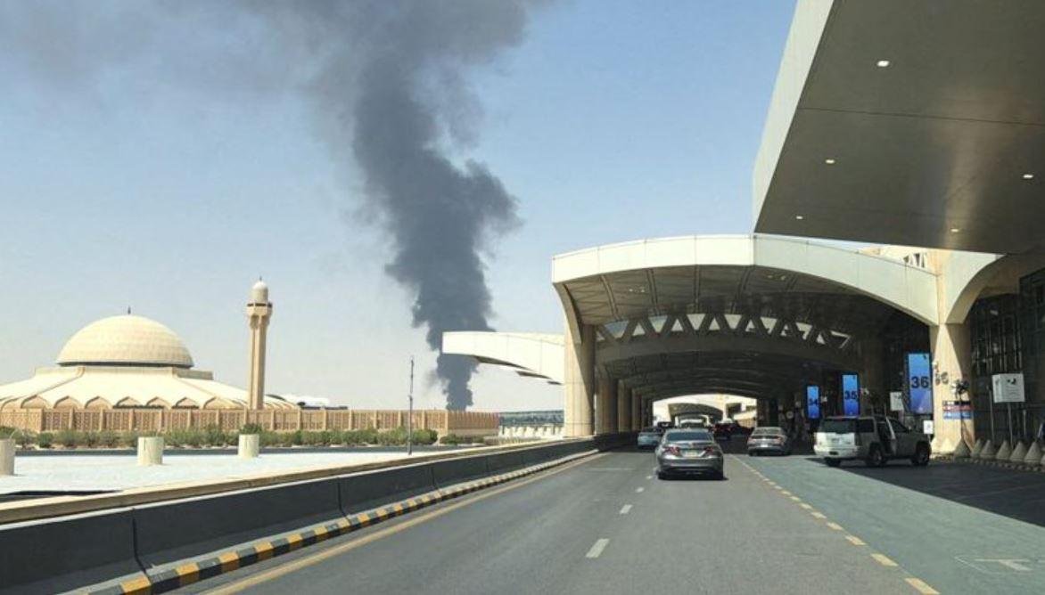الحوثيون يعلنون تنفيذ 7 عمليات عسكرية استهدفت مطارات ومنشآت نفطية في السعودية