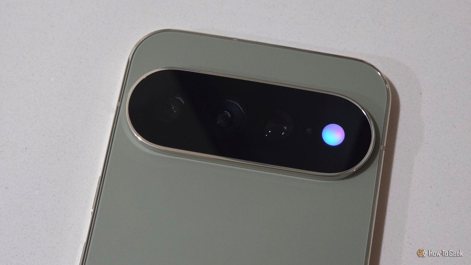 Google's new Pixel phone reviv...