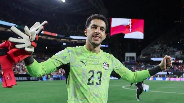 الأهلي يحسم موقفه من رحيل مصطف...