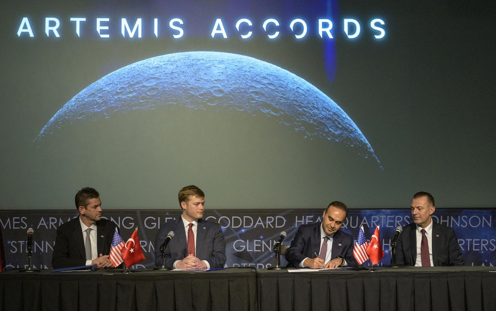 NASA Welcomes Türkiye as Newes...