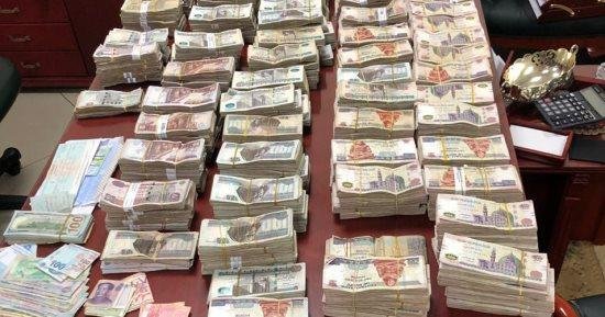 التحقيق مع 3 أشخاص بتهمة غسل 35 مليون جنيه من جرائم الهجرة غير الشرعية