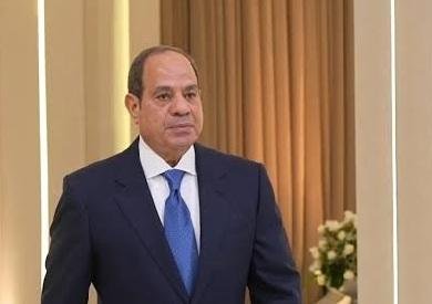 الرئيس السيسي يحذر من تداول المعلومات بلا تحقق: «التليفون اللي معاكم ده يا حسنة جارية يا سيئة جارية»