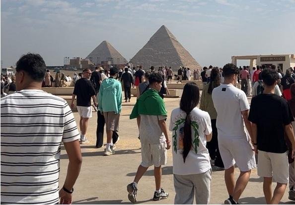 الريشة الطائرة تنظم جولة سياحية بواقع مصرات للوفود المشاركة في بطولة العالم للناشئين