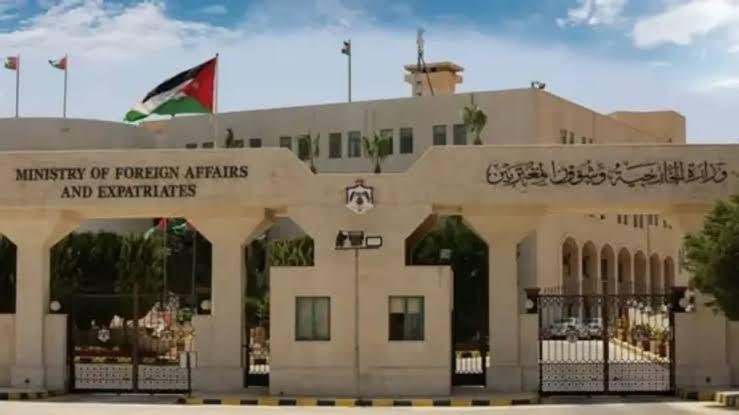 الرئاسة الفلسطينية تدين الاعتداء الإرهابي على كنيسة في الأردن