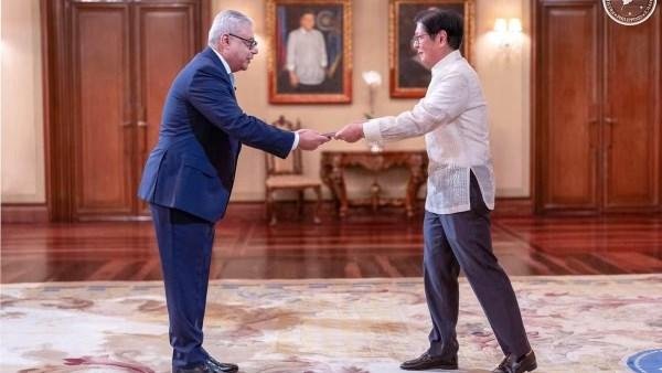 رئيس الفلبين يشيد بدور مصر البارز وجهودها المستمرة في نشر الفكر المعتدل