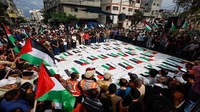 غزة: تشييع جثامين 51 شهيدا انت...