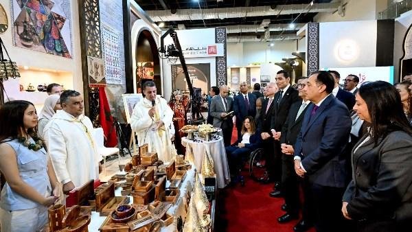 مدبولي يفتتح الدورة الثامنة لمعرض "تراثنا 2026" لدعم الحرف اليدوية والتراثية