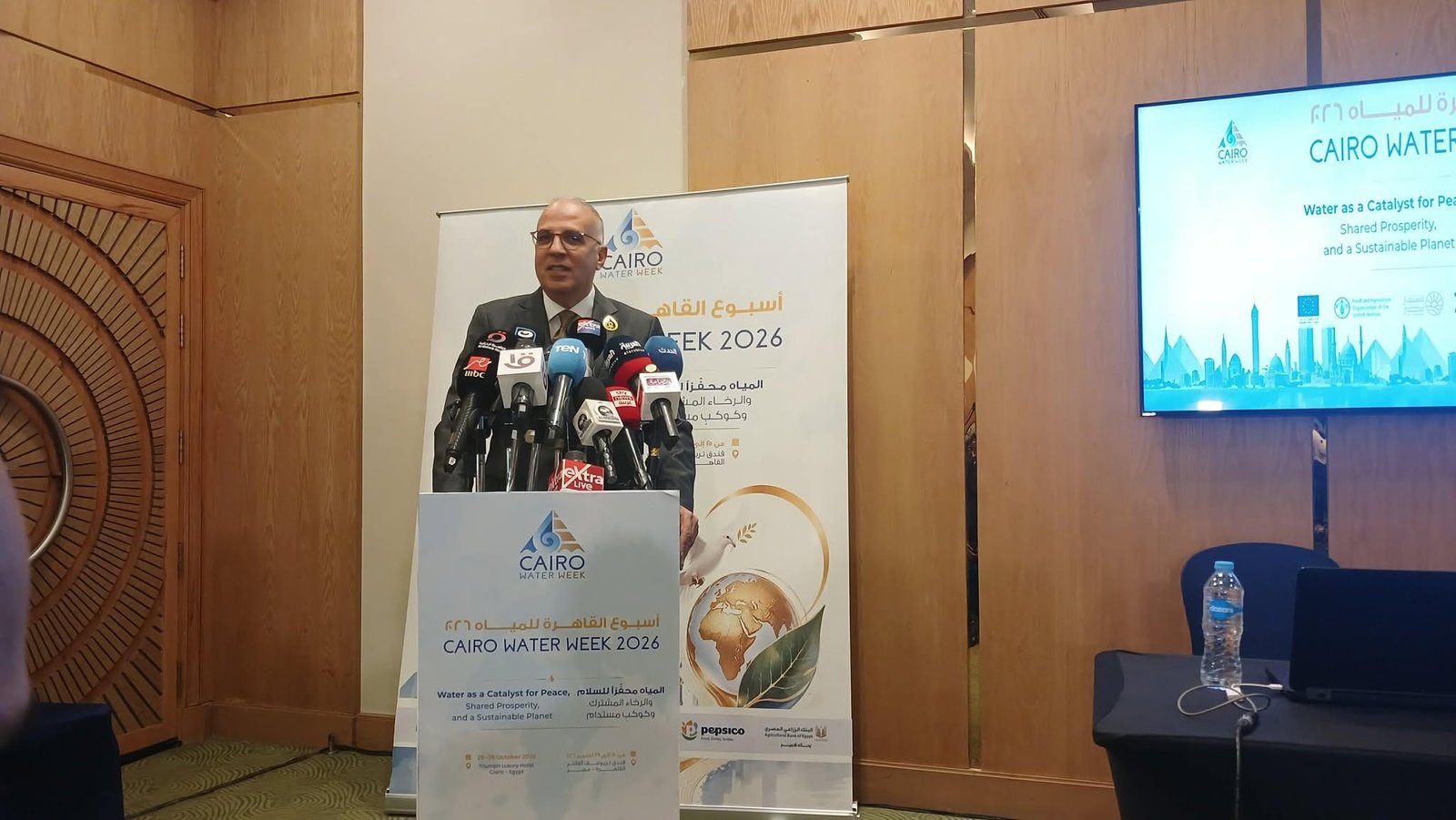 وزير الري لـ«الشروق»: حوض النيل الأزرق يمر بموسم جفاف.. وموقف السد العالي مطمئن