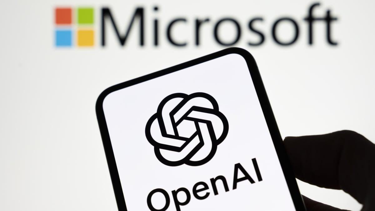 OpenAI, Microsoft face copyrig...